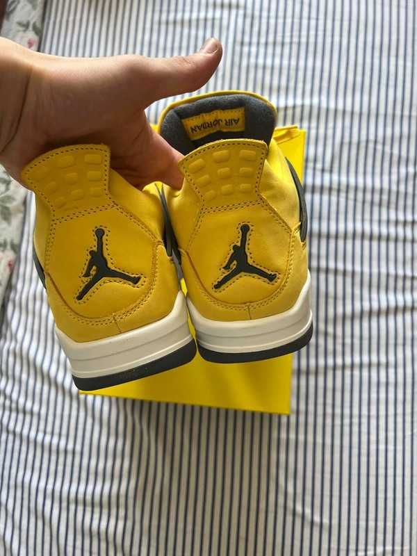 Nowość*NowyJordan4NikeAir4 żółtyUnisexTrampki 40