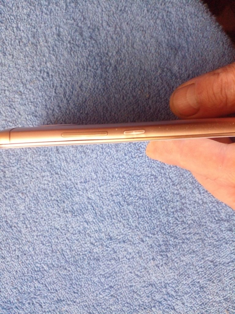 Moto e4 (xt1762)