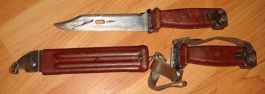 Нож советский, бакелитовій
