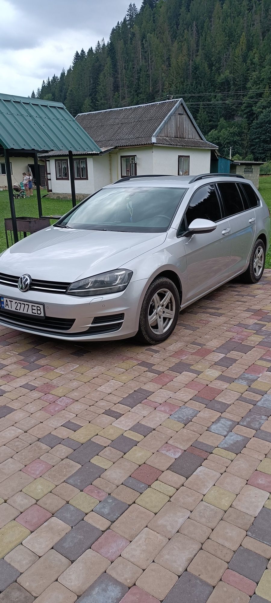 Продам  автомобіль Volkswagen golf 7. 1.6 TDI універсал 2014р автомат