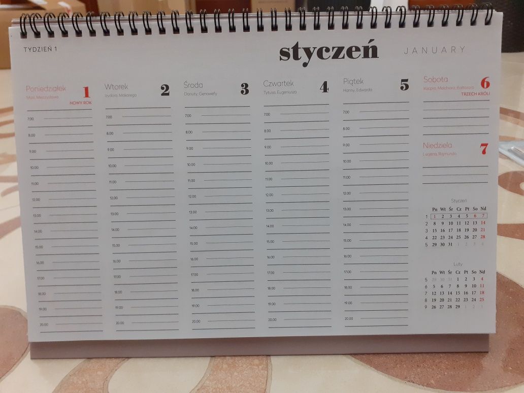 Kalendarz biurkowy tygodniowy 2024 INTERDRUK