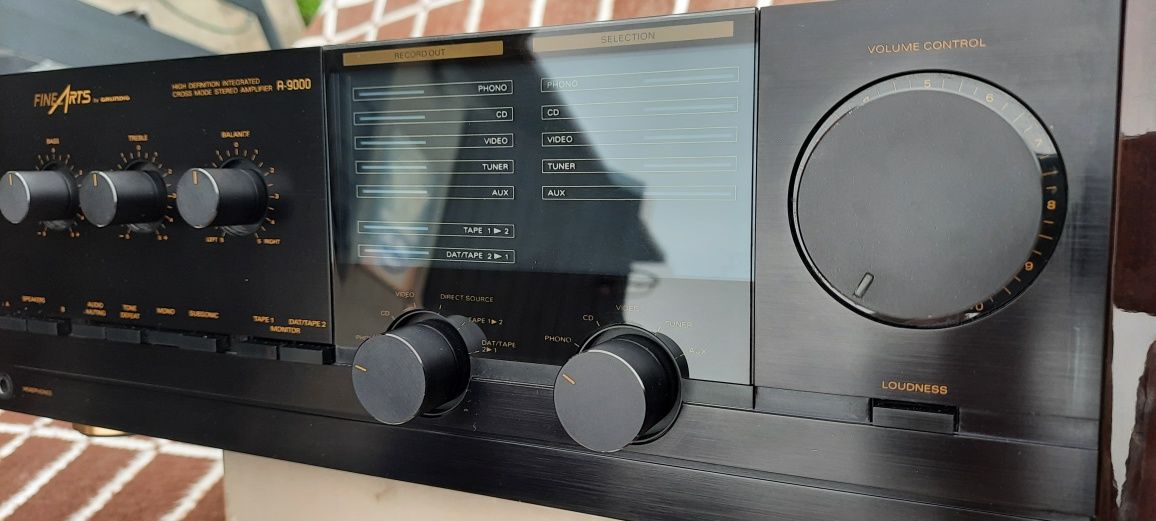 Grundig Fine Arts A9000 Top Stan