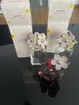 Buteleczki z kartonikami Daisy DOT Marc Jacobs