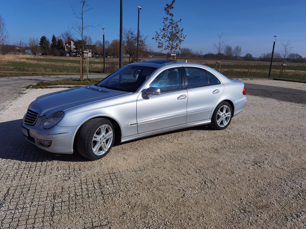 Mercedes w211 e klasa 2006r. 1.8k 184km Avangarde po lift LPG