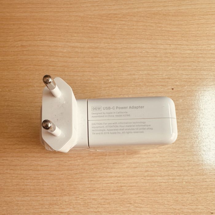 Adaptador de Energia Apple 96W USB-C