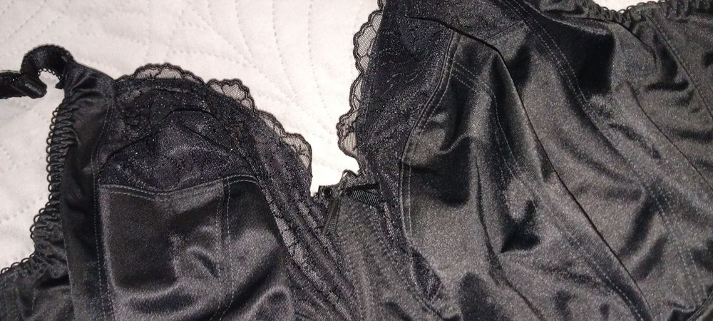 Bravissimo zmysłowy modelujący stanik biustonosz 85L