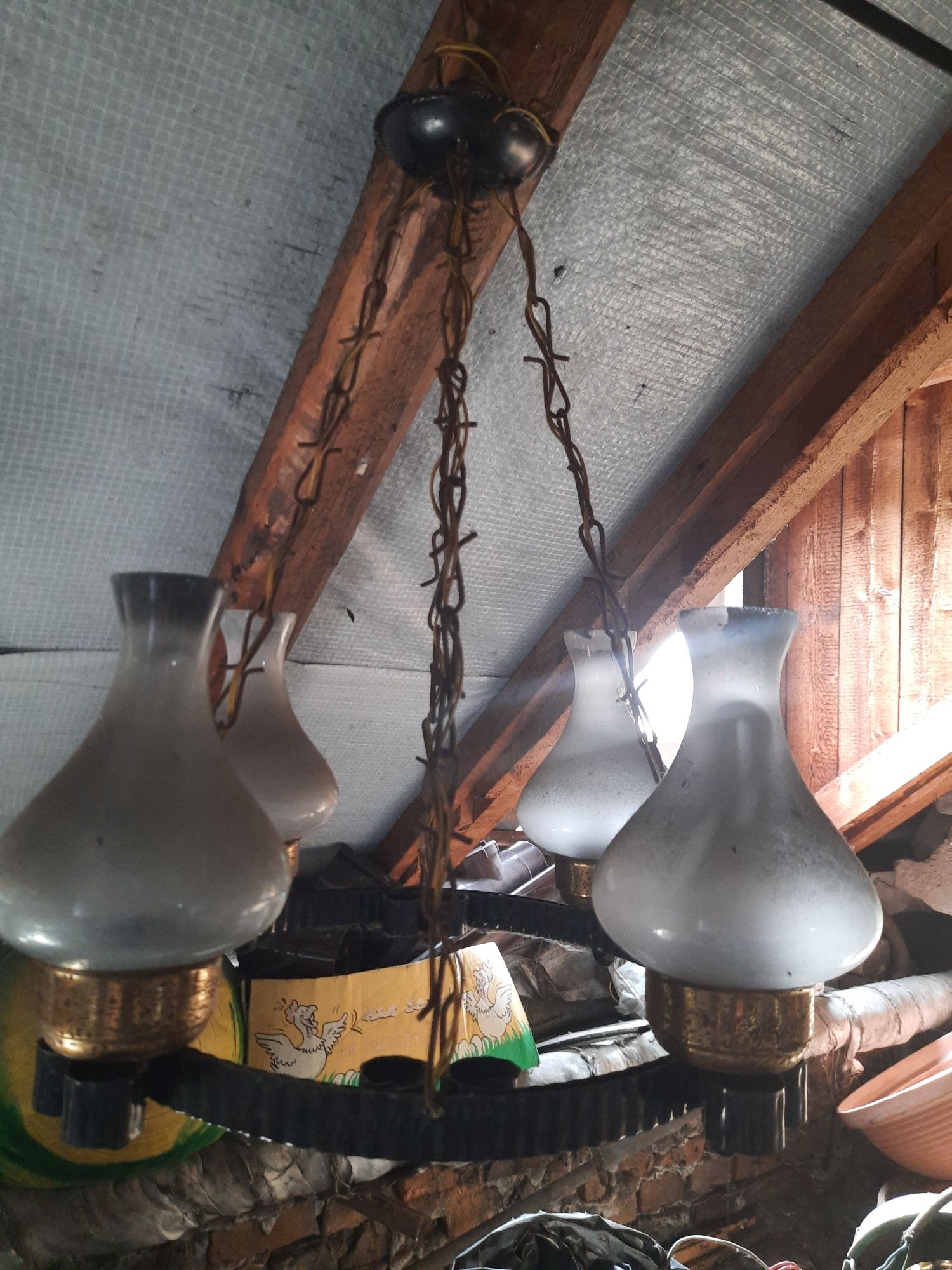 Żyrandol lampa na 4 klosze