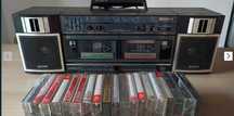 Sony radio magnetofon 2 kasetowy plus kasety około 20szt