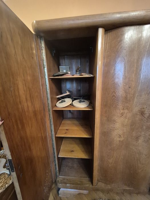 Szafa drewniana 3-drzwiowa