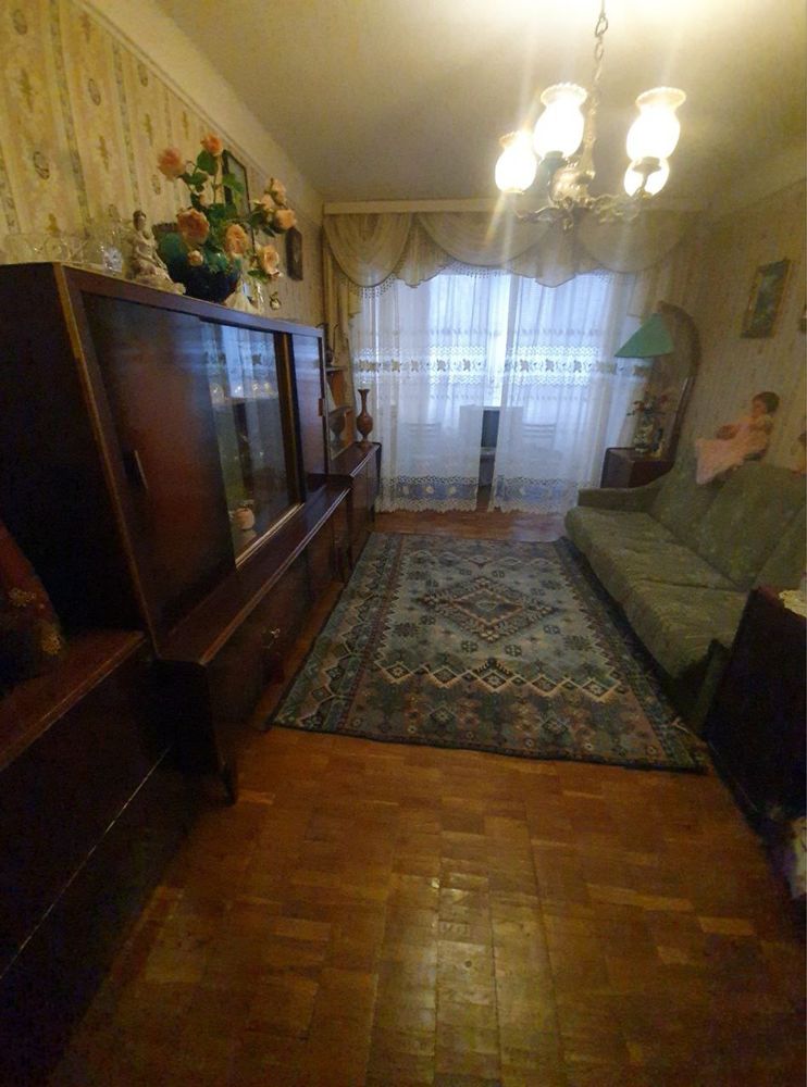 Продам 2-к квартиру Ратушного 33