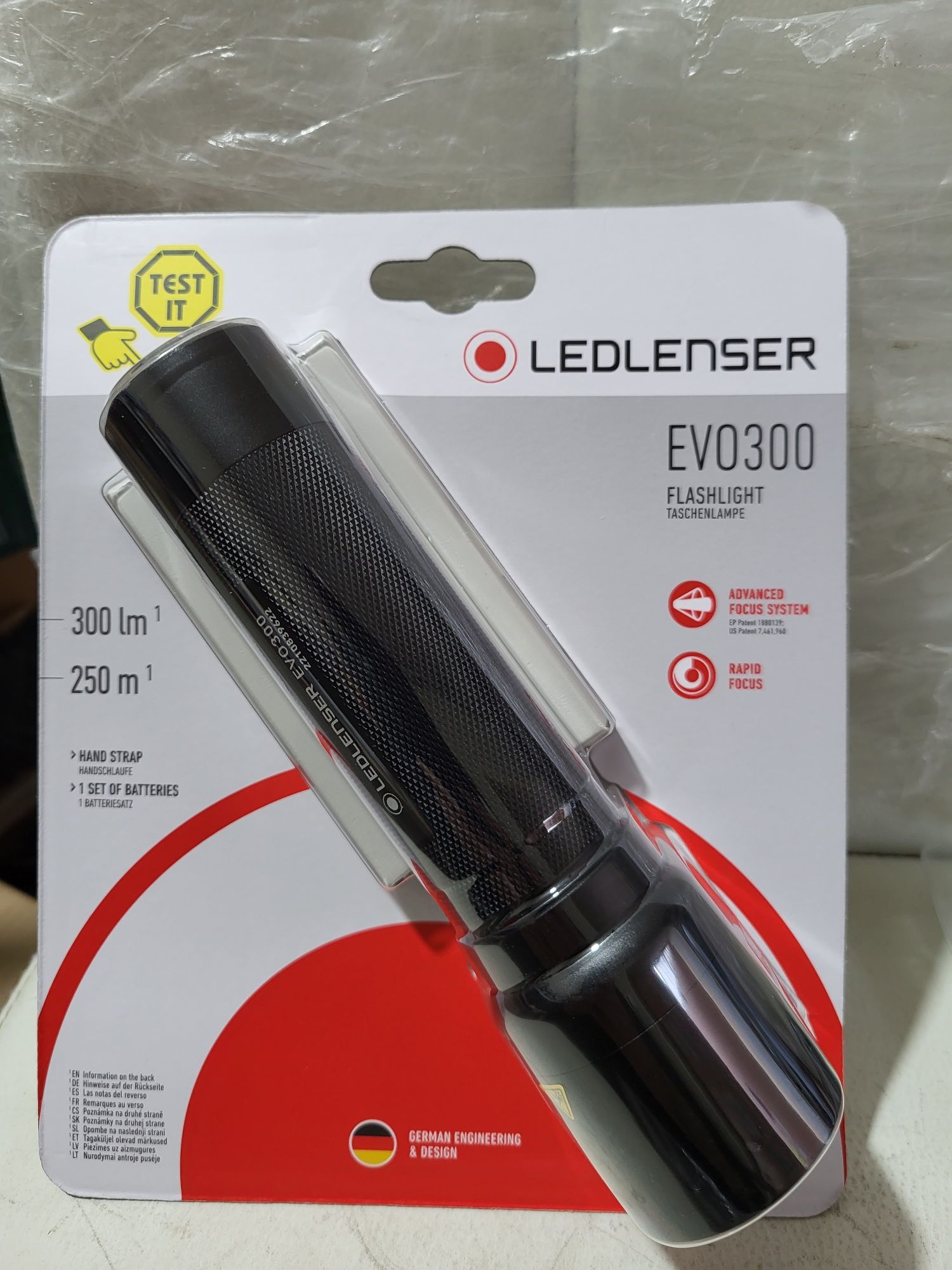 Ліхтарик LEDLENSER EVO 300 Германия