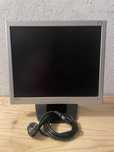 Monitor Samtron 17