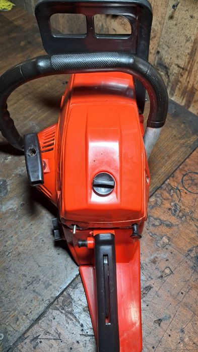 Бензопила Foresta 2,4kv 45sm² в гарному стані є відео роботи