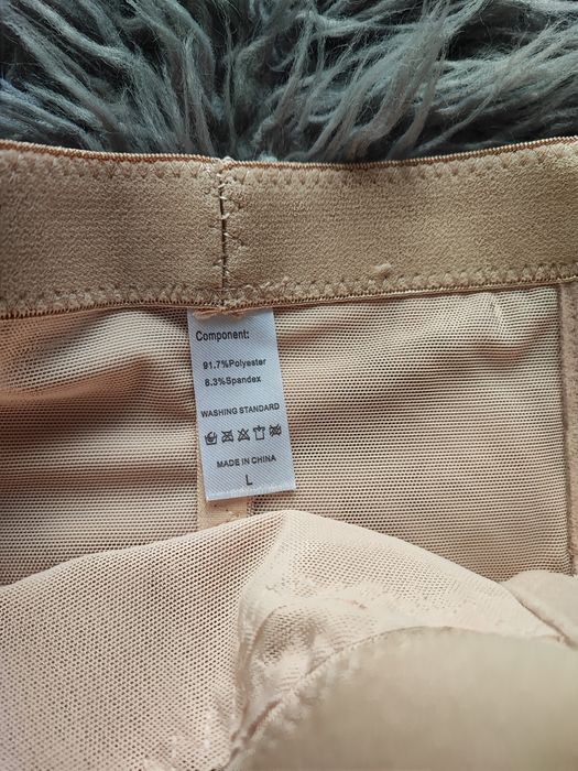 Bielizna damska modelująca