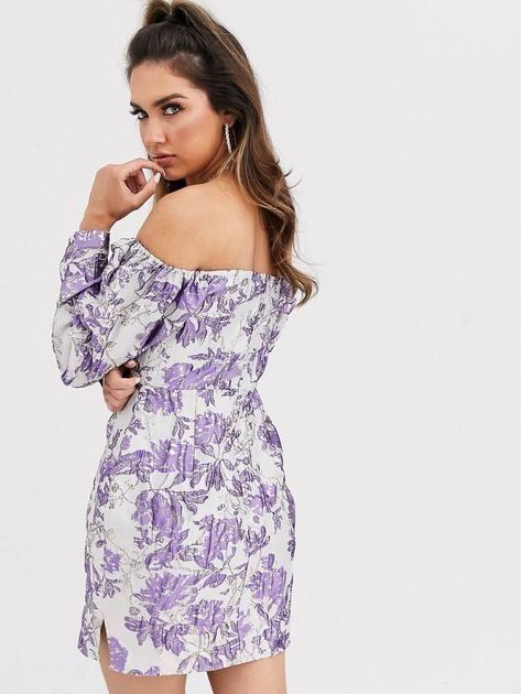 Продам корсетну сукню