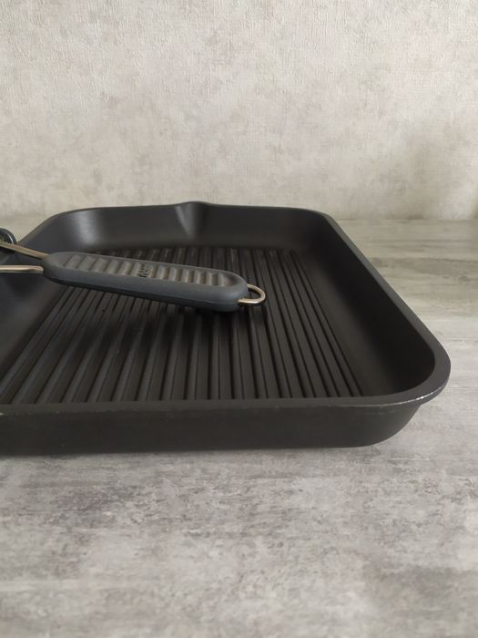 Продается сковорода-гриль ф-мы RISOLI. Италия.