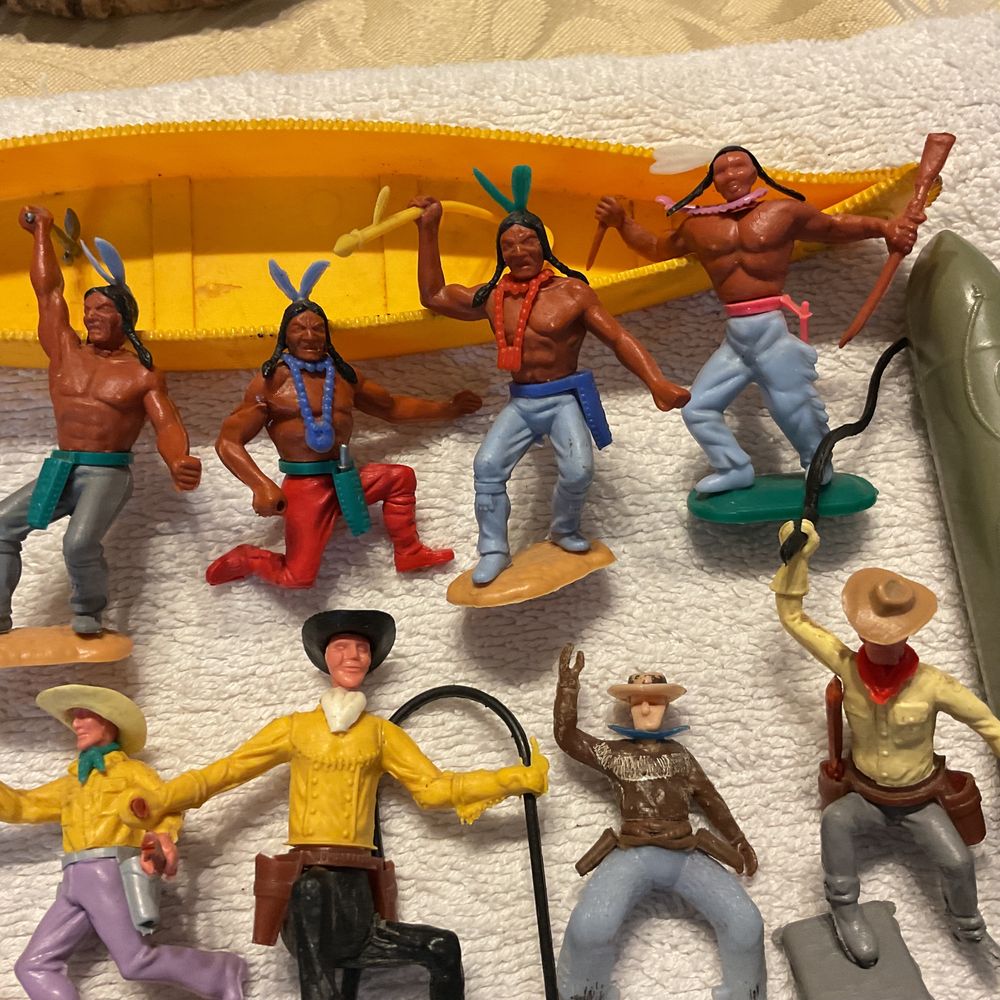 Bonecos Timpo Toys cowboys e indios