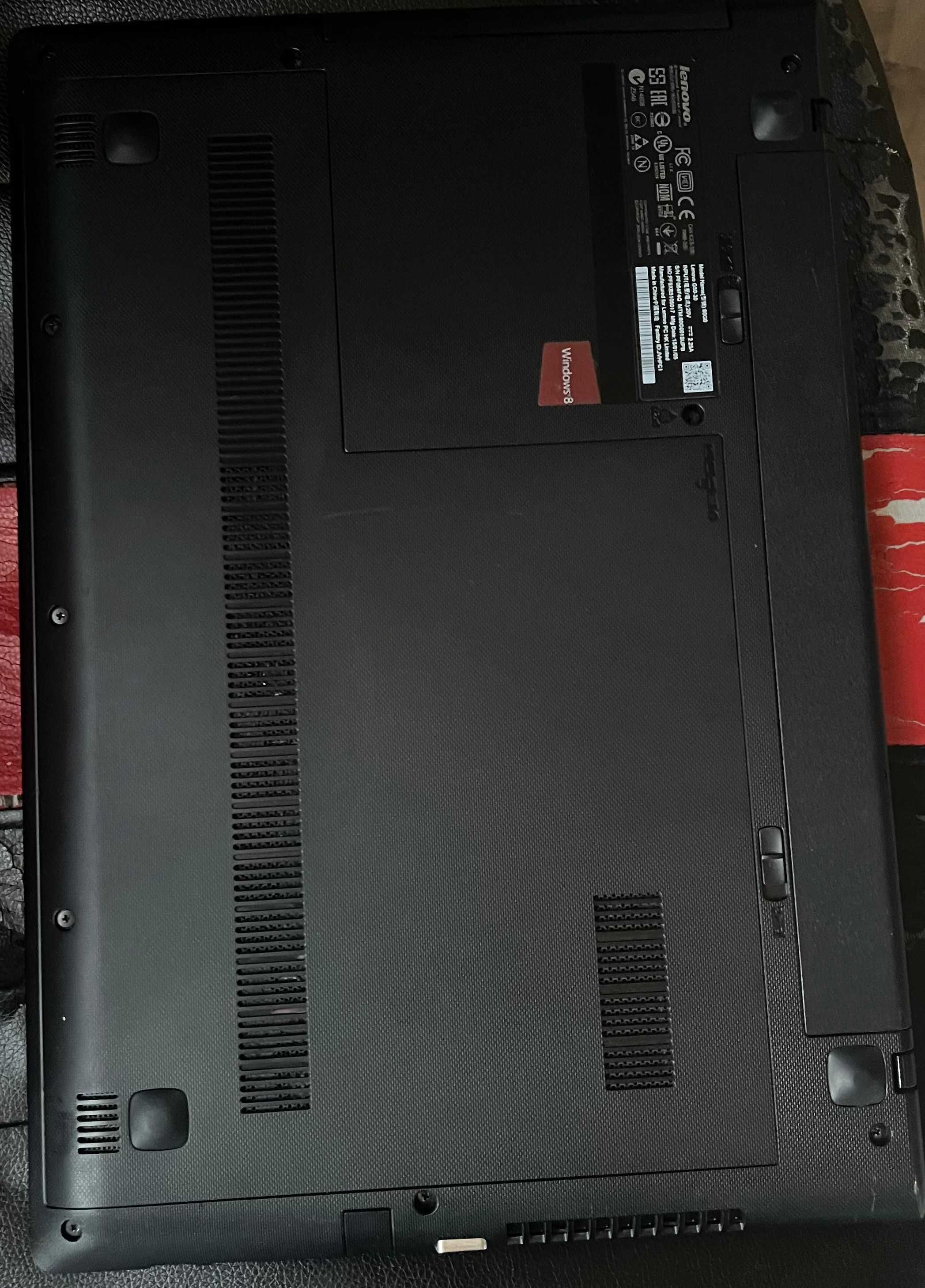 Lenovo G50-30 – sprawny laptop bez dysku SSD/HDD