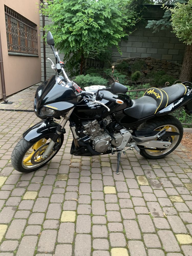 Honda CB600F Hornet 2002 стан нового мотоцикла