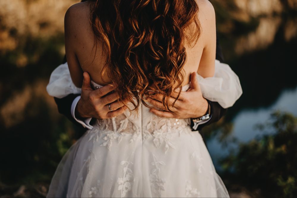 Gorsetowa suknia ślubna boho