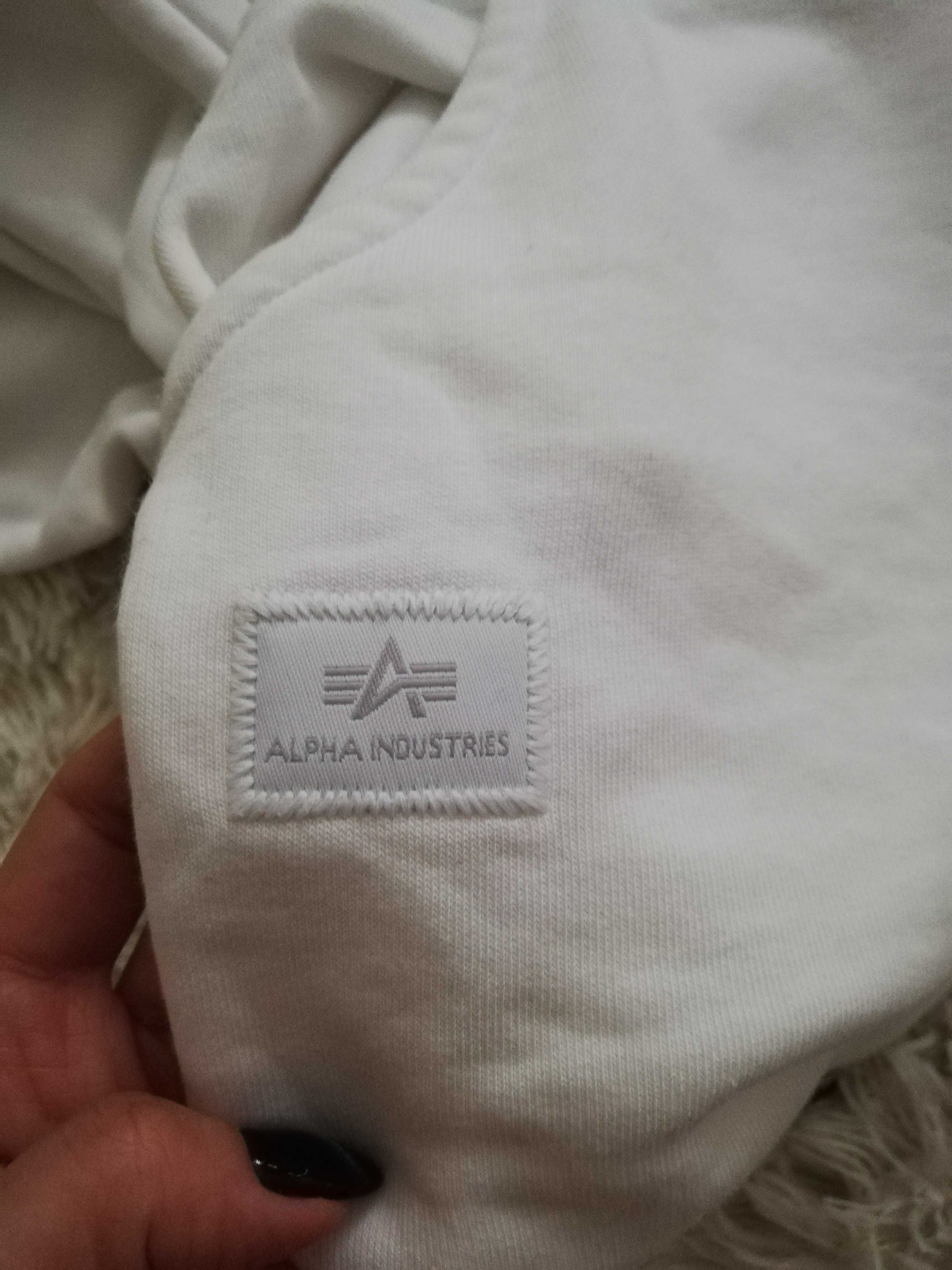 białe spodnie dresowe Alpha Industries L 40