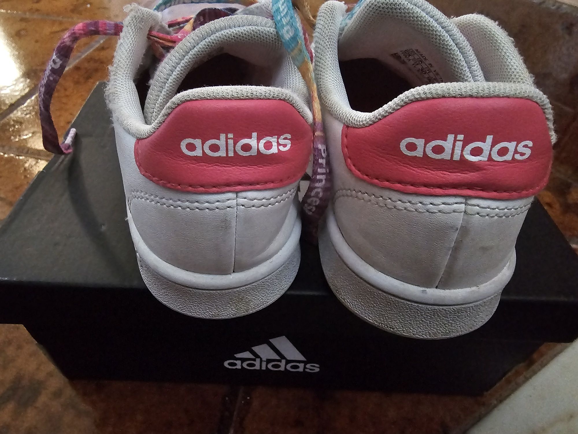 Ténis - Adidas usados