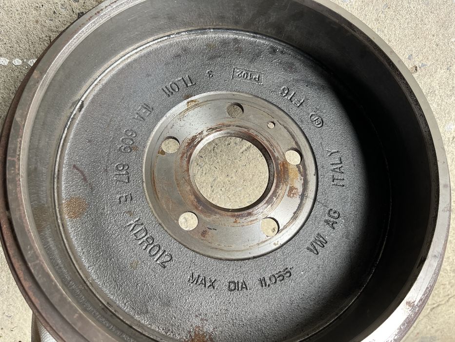 Барабан на Фольцвагене ІД4 повний привід