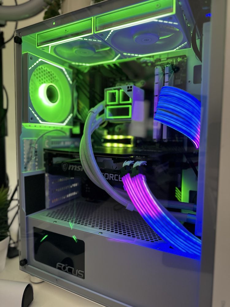 Gaming pc R7 3700x rtx 3070 32 gb