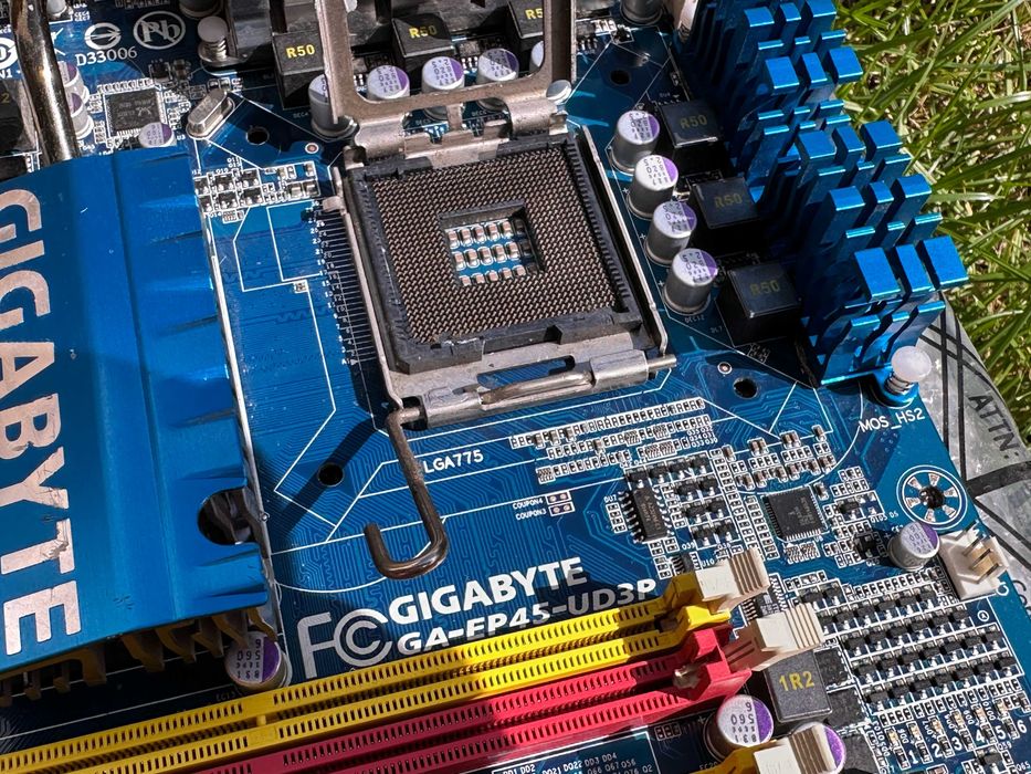 Gigabyte GA-EP45-UD3P 1.0 Legenda Overclockingu Crossfire P45 LGA 775