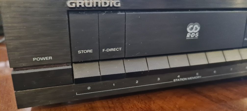 Rádio/tuner Grundig T303