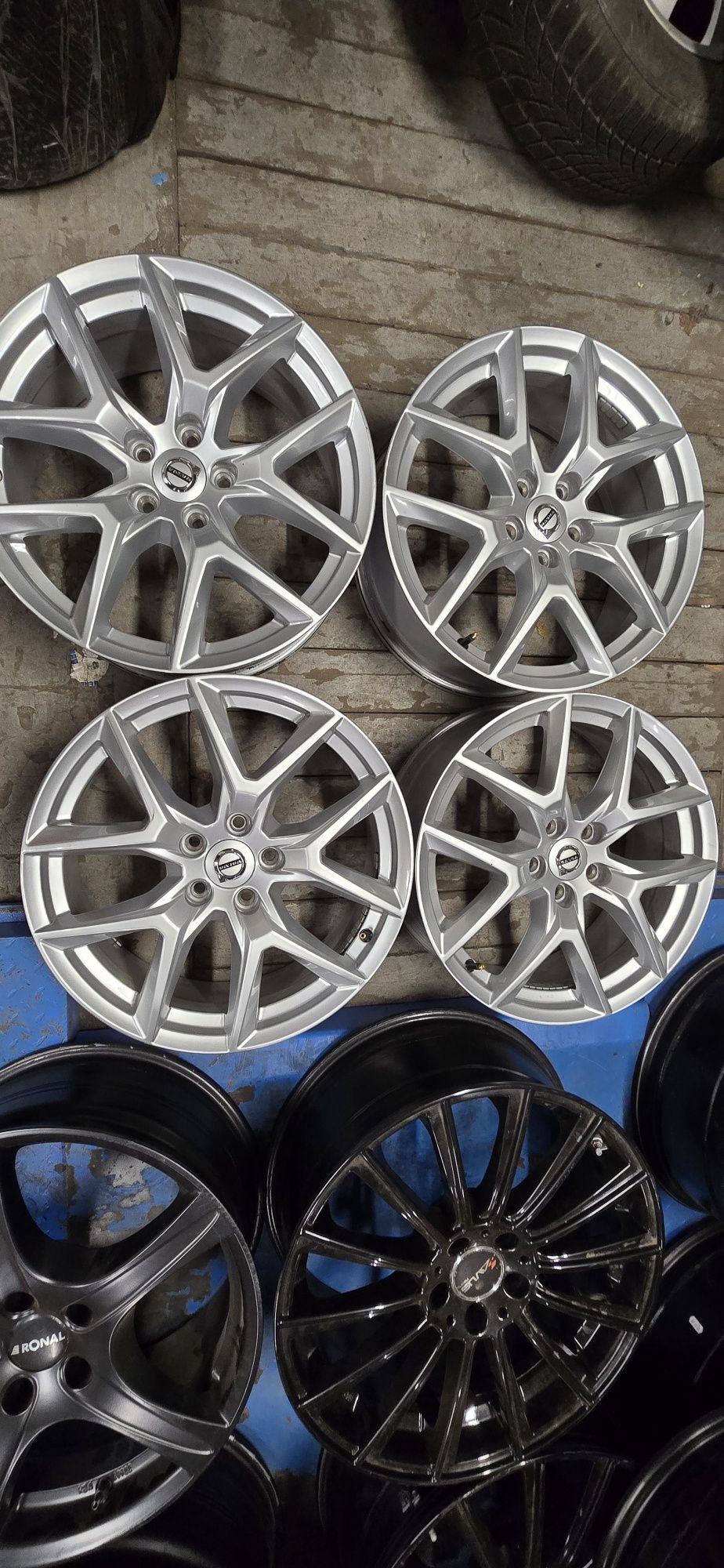 Felgi aluminiowe 18 5x108 et50 Volvo xc60 xc40 xc90 v40 v90