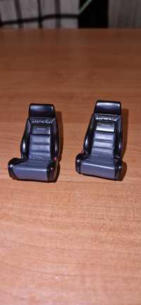 Fotele Recaro 1:18