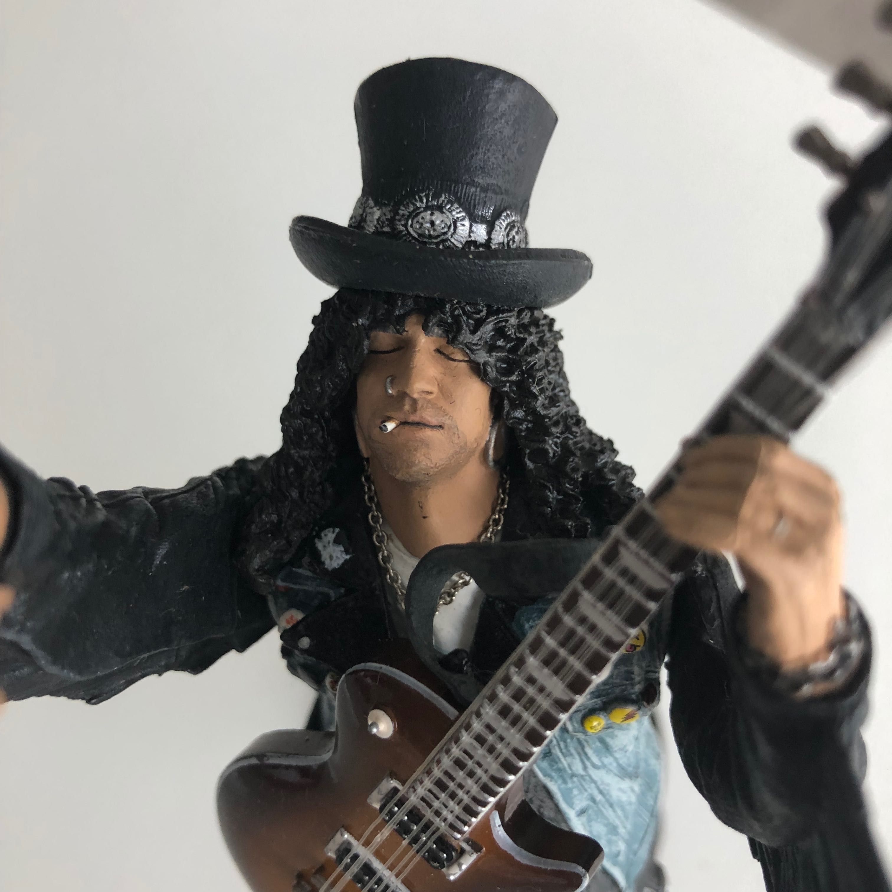 Slash figura McFarlane 2005