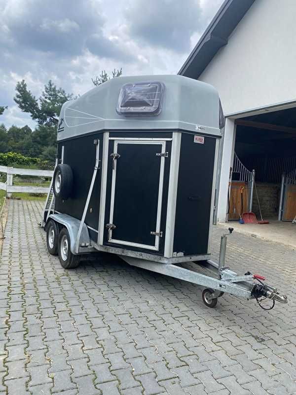Bukmanka przyczepa do przewozu 2 koni 2000kg DMC
