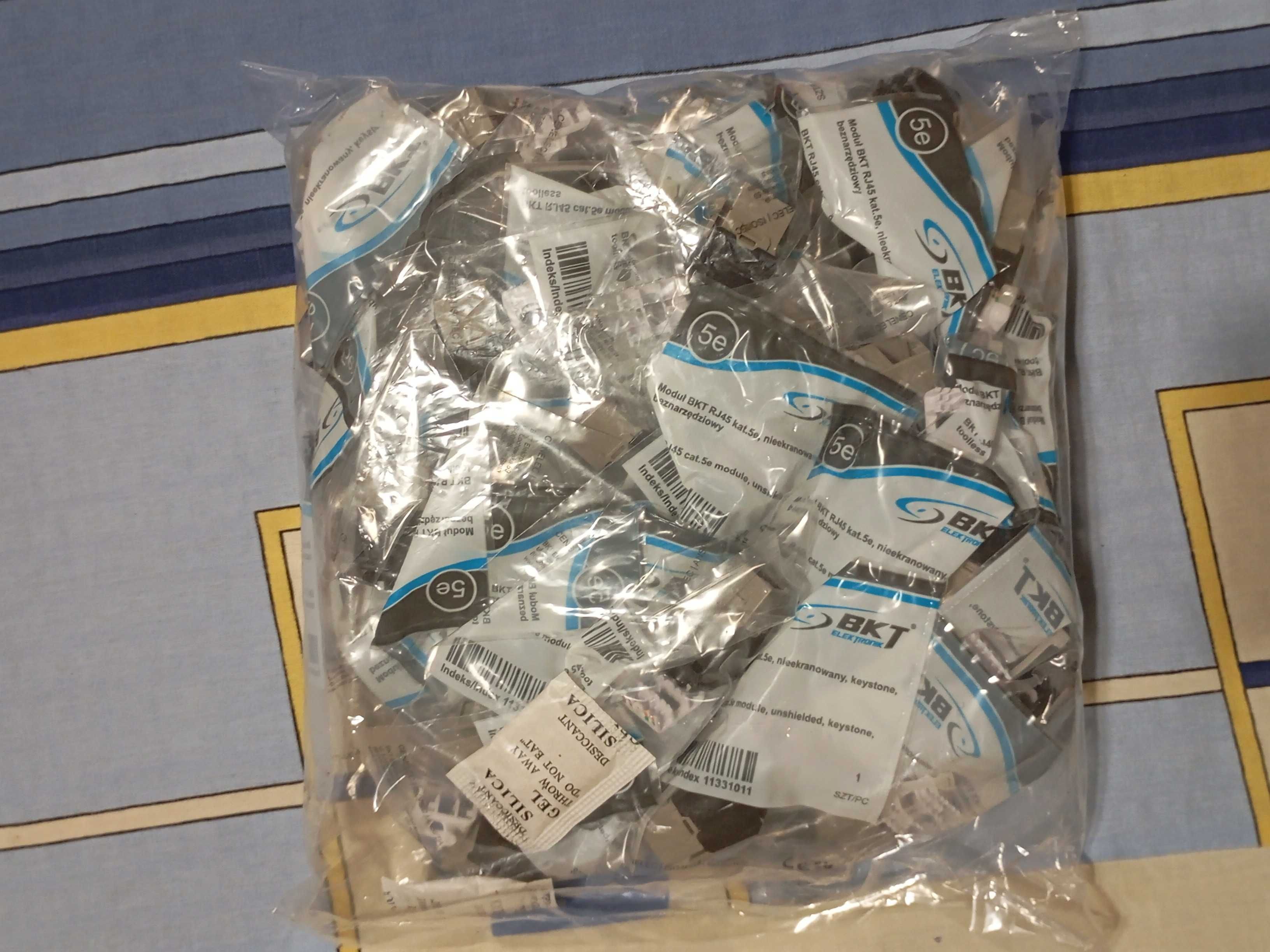 Moduł BKT RJ45 kat.5e, nieekranowany, keystone, beznarzędziowy
