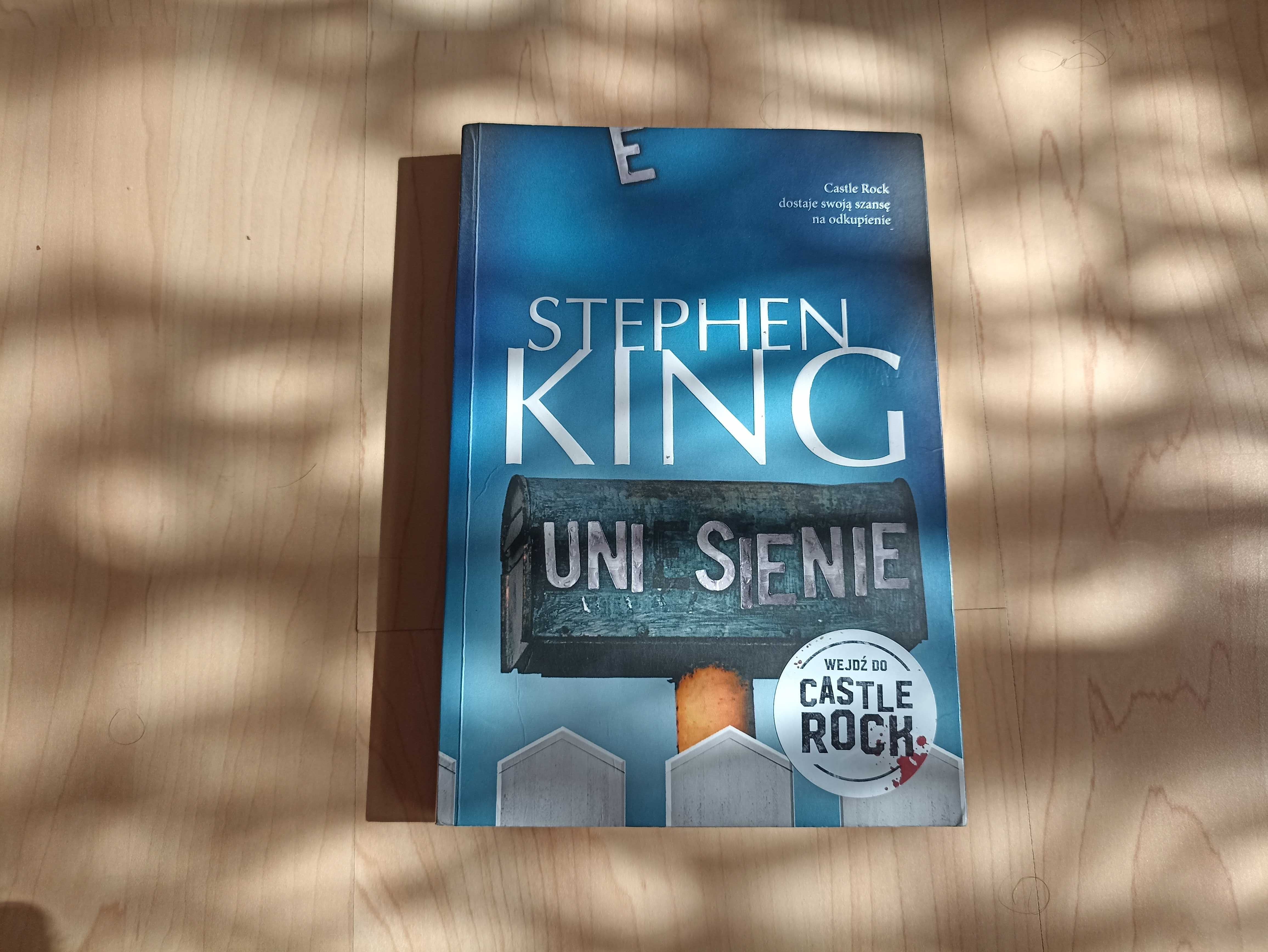 Uniesienie - Stephen King