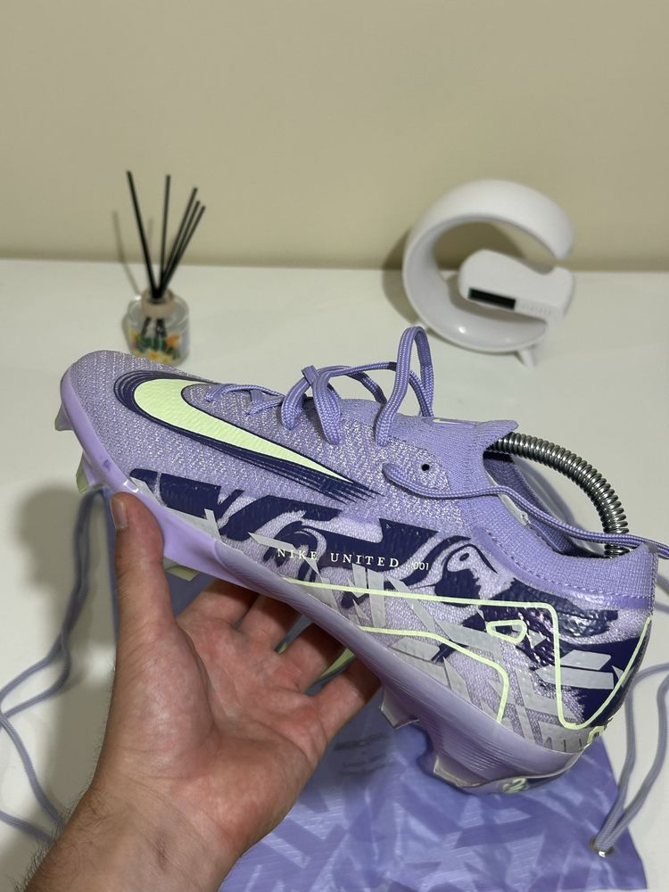 Chuteiras Nike Mercurial - N41