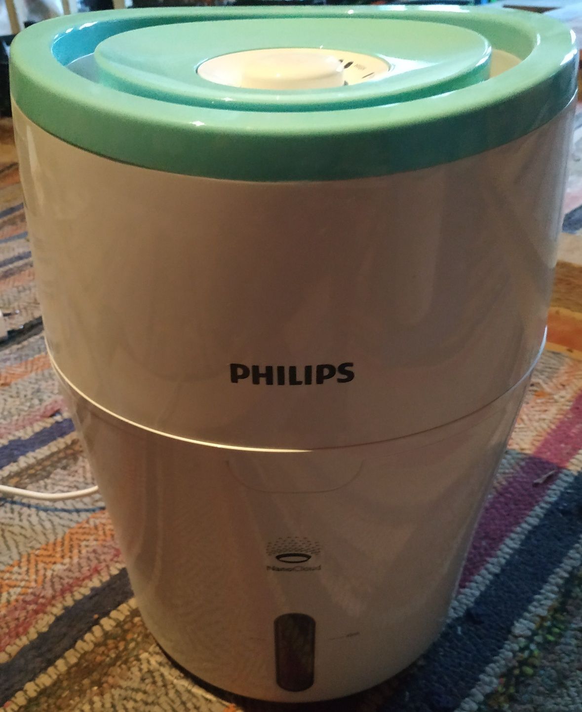 Продам увлажнитель воздуха Philips