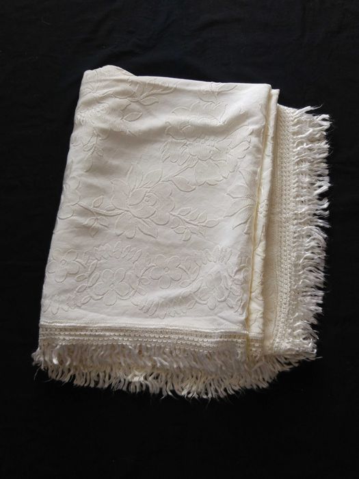 Narzuta lub obrus żakardowy