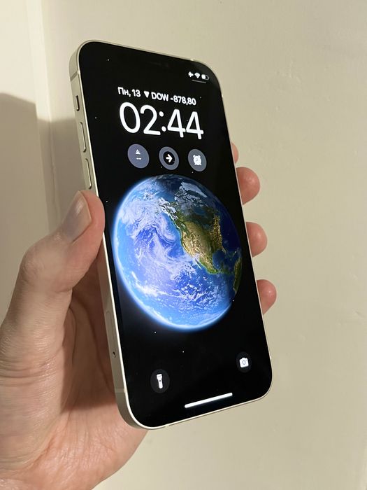 Apple iPhone 12 White