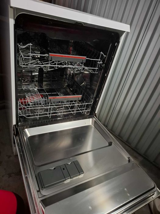 Máquina de lavar loiça AEG