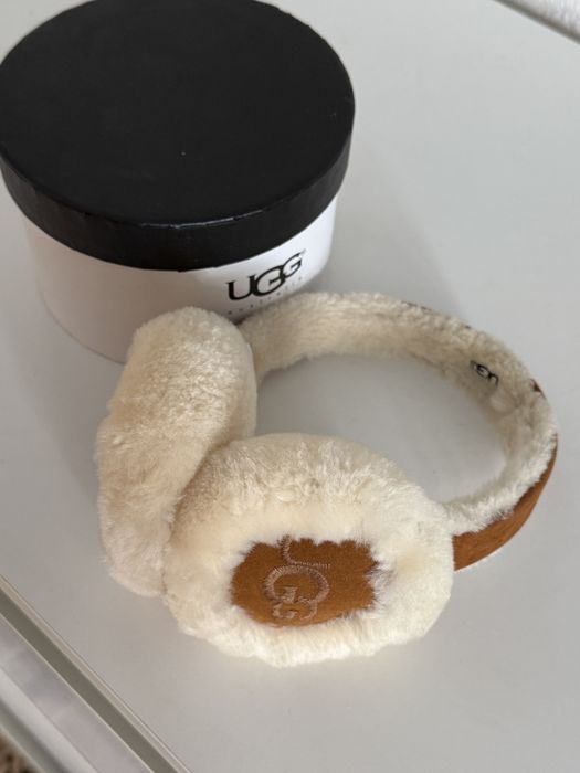 Навушники UGG оригінал