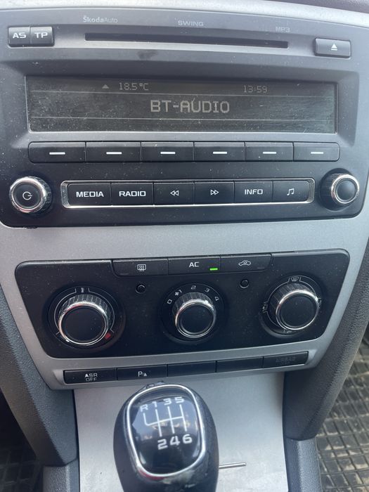 Skoda Octavia 2012 2.0tdi 140km CR Xenon uszkodzona UPG