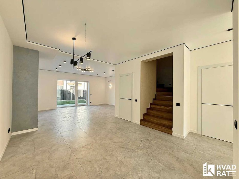 Продаж таунхауса з ремонтом у с. Крихівці