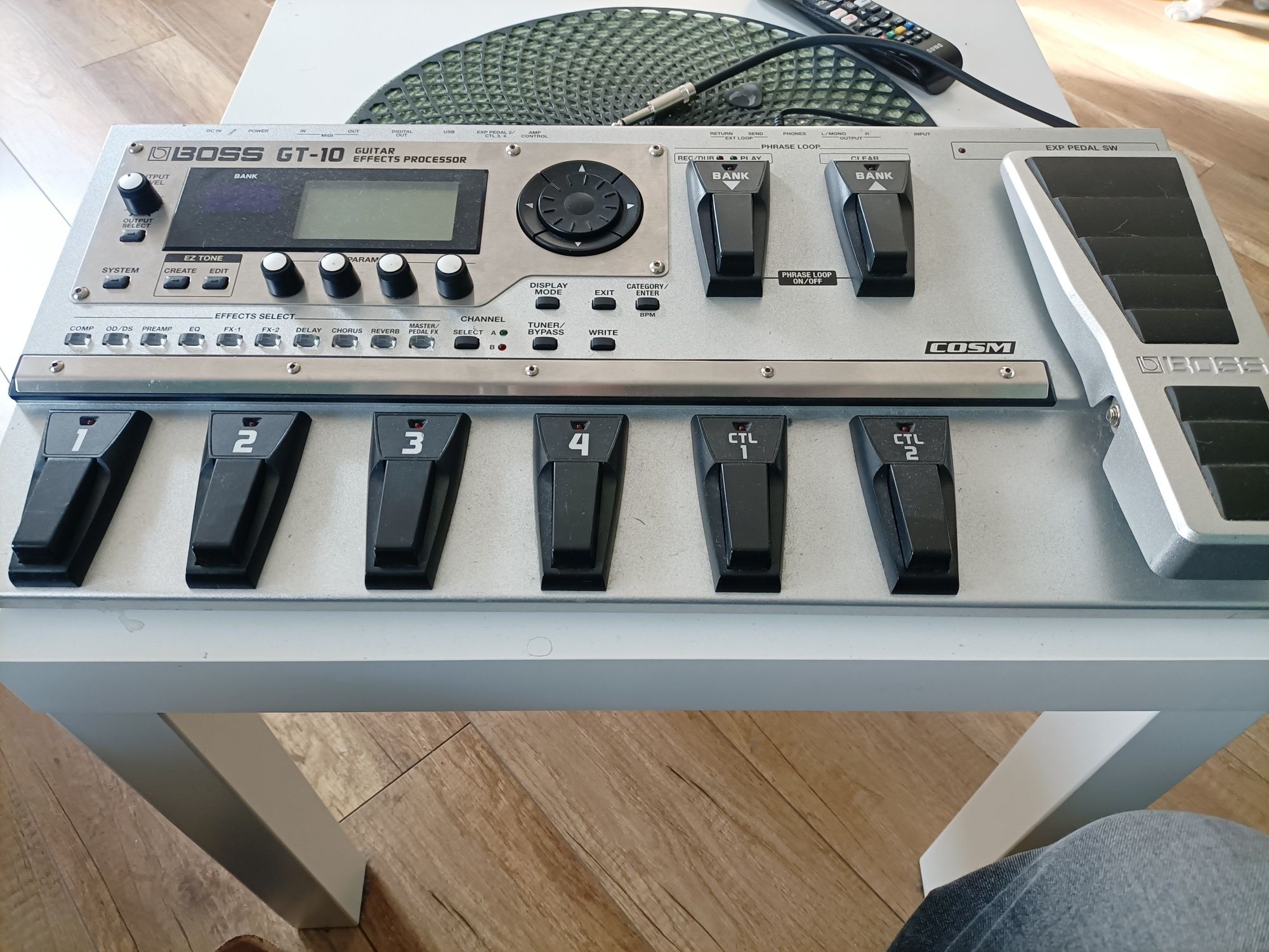 Multi efekt gitarowy Boss GT-10