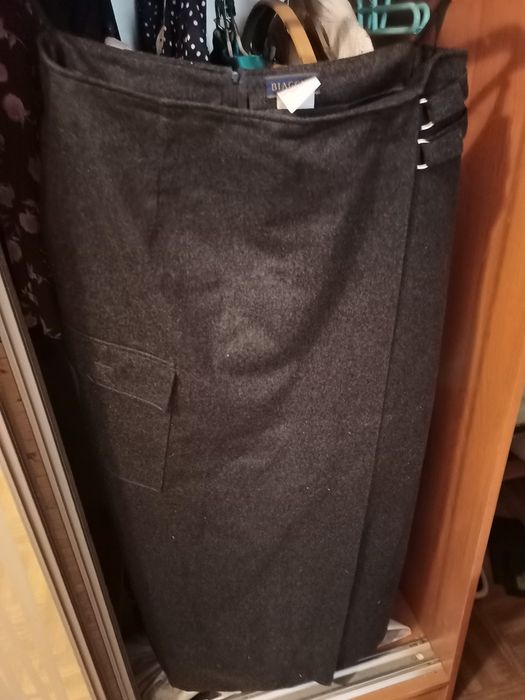 Юбка 50 р.  шерсть ламы 70% бренд Biaggini  длина миди 90см