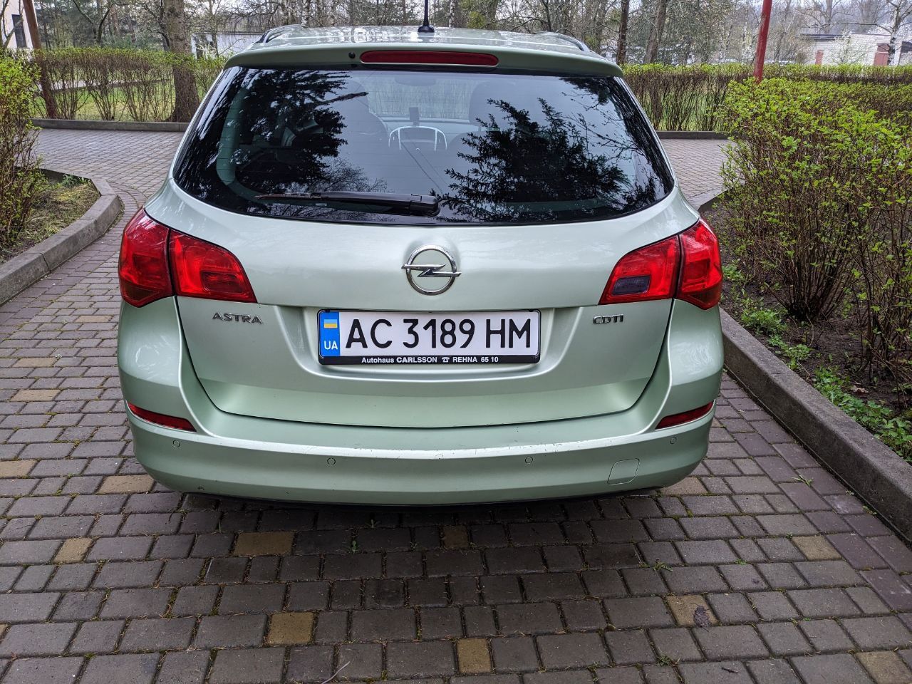 Opel astra 2011 свіжопригнаний 1,7дизел