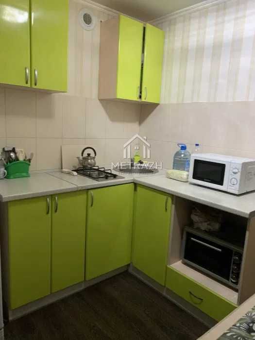 Продам 2-х комнатную  квартиру  на Спортивной 1 на 2\5 этажей 87522