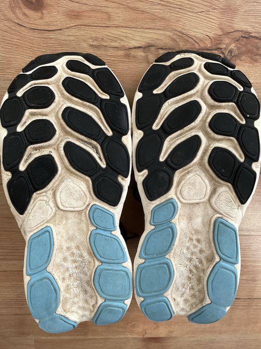 Buty do biegania NEW BALANCE Fresh Foam X MORE v4, 43