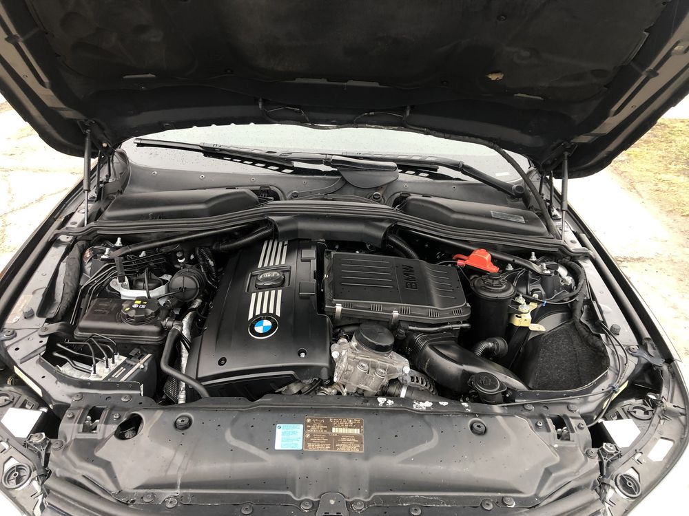 Продам BMW E60 535i